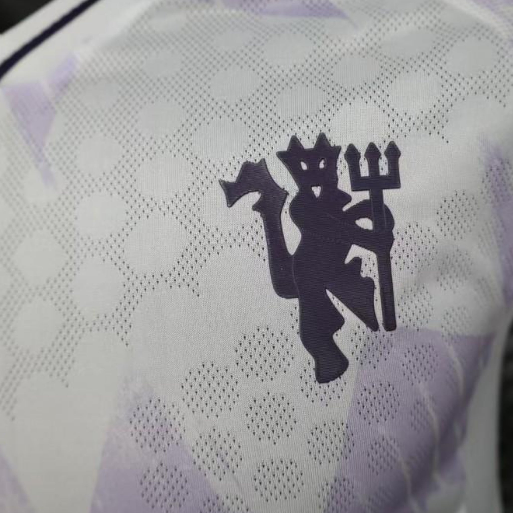 Manchester United Alternativa 25/26 - Manga Comprida - Versão Jogador