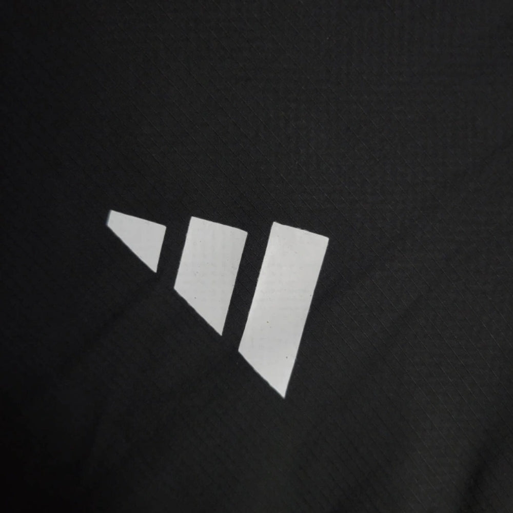 Corta-Vento - Newcastle United 25/26