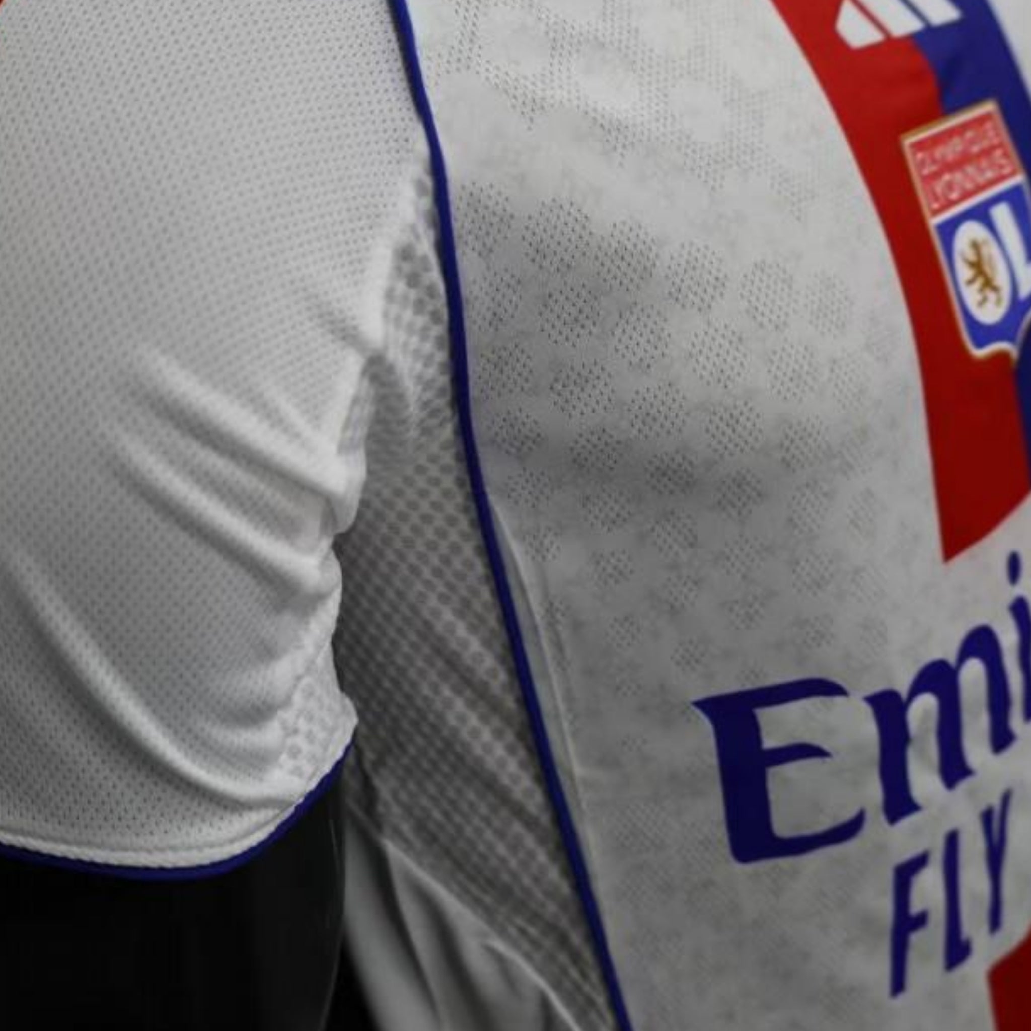 Olympique Lyonnais Principal 25/26 - Versão Jogador