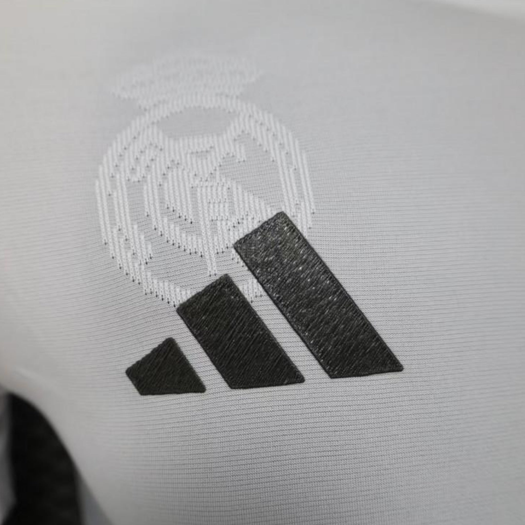 Real Madrid Edição Especial 25/26 - Versão Jogador
